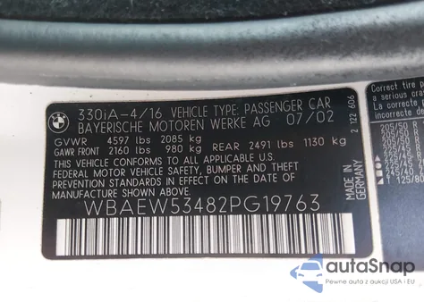 2002 BMW 330Xi z USA, uszkodzony, nr VIN WBAEW53482PG19763